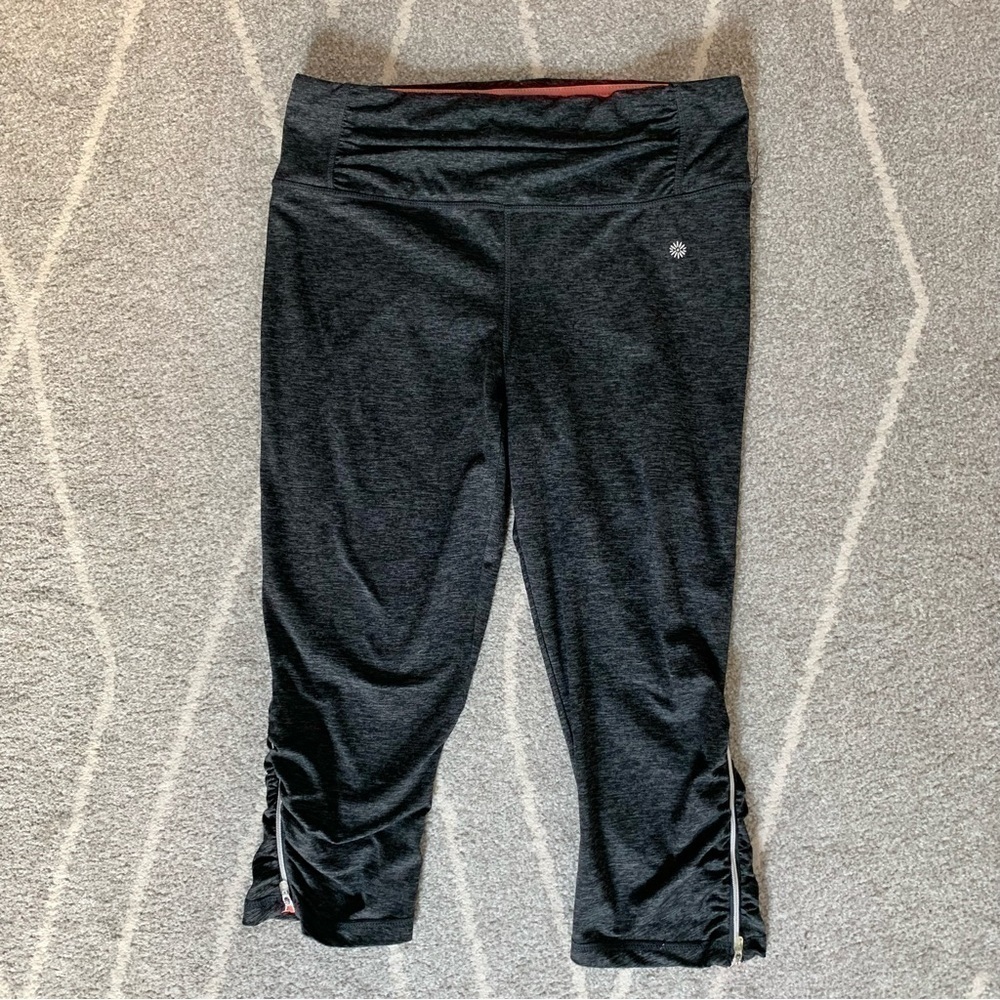 Tangerine Gray Cropped Leggings w/ Zipper and Coral Mesh Details